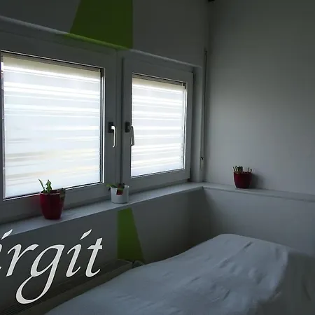 Gaestehaus Streich Refrath, * Bergisch Gladbach